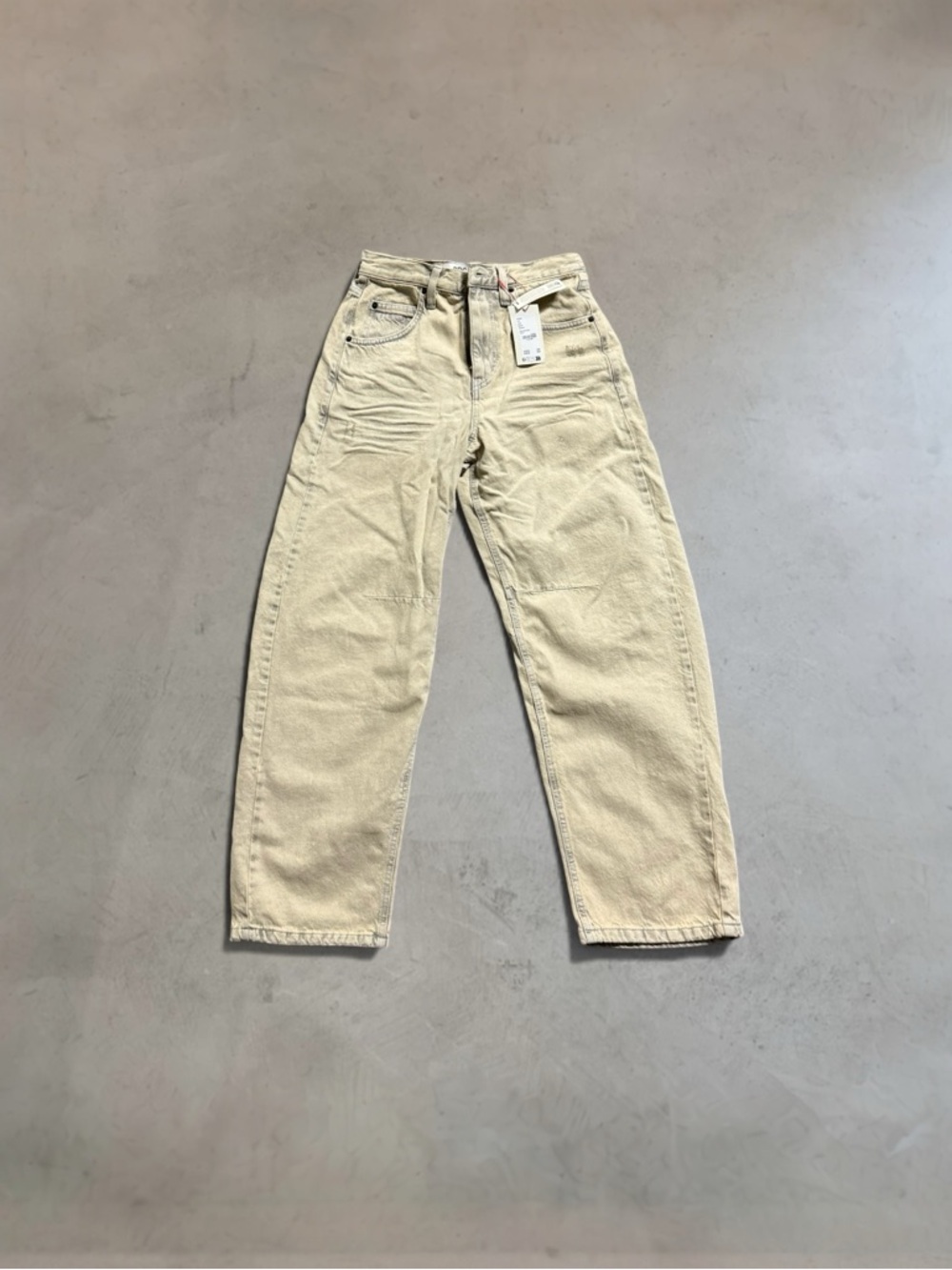 Urban Outfitters BDG Logan Buckle Baggy Barrel Jeans